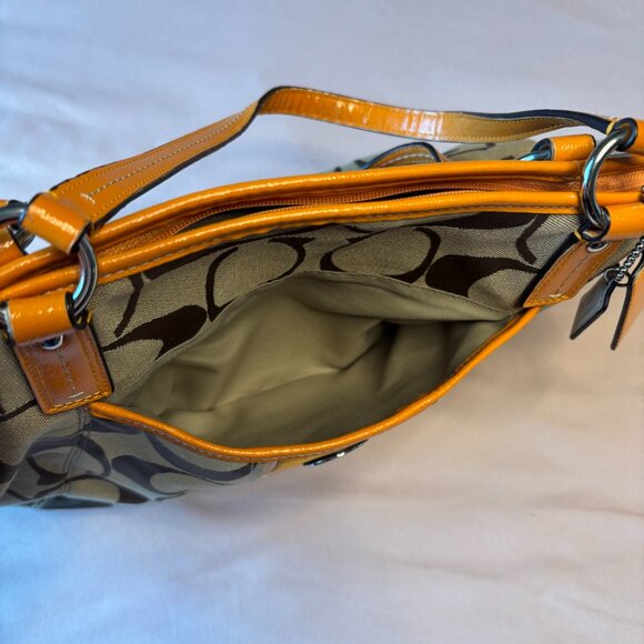 Vintage Coach Purse - Picture 5 of 15